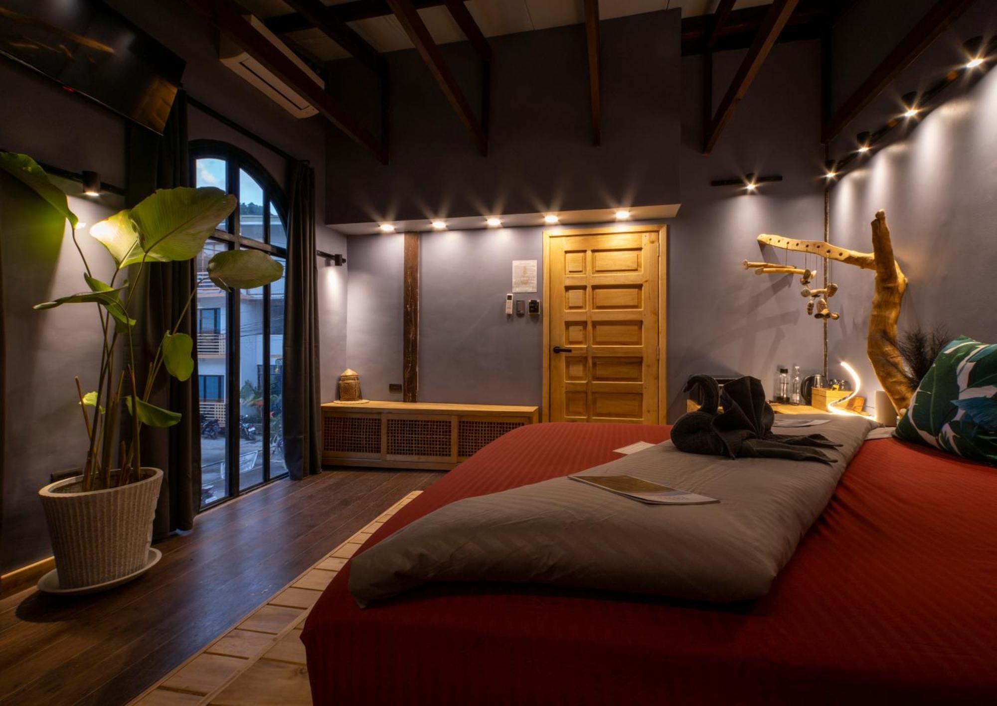 Rockinnest Hotel El Nido Exterior photo